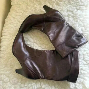 The Frye Company Romy Slouch Brown Pointy Toe Heeled Boot size 8